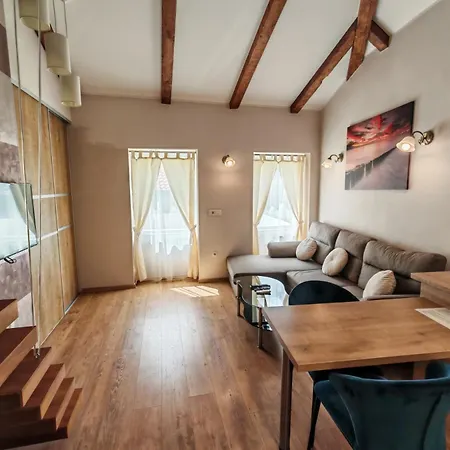 Fiumanka Apartamento *