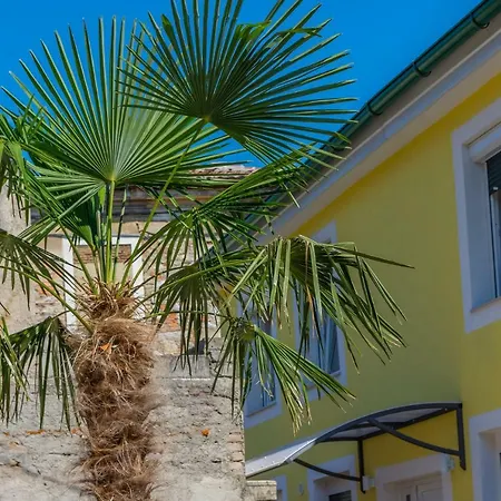 Fiumanka Apartamento *