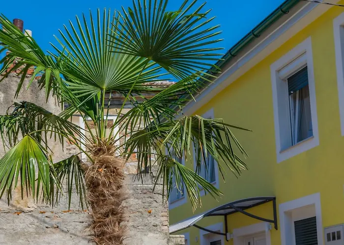 Fiumanka Apartment *